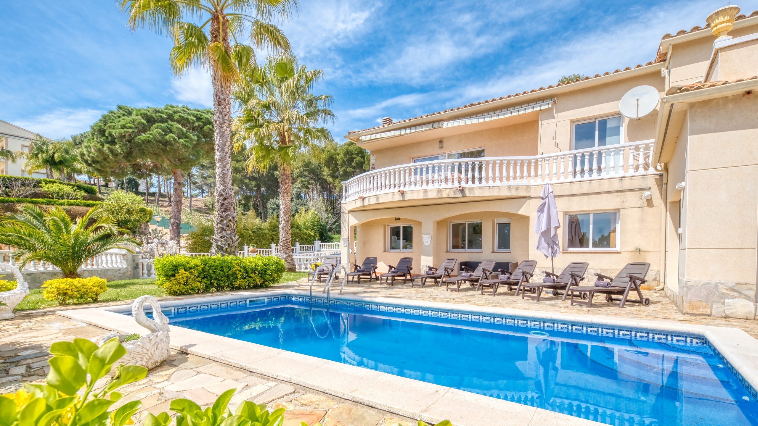 Holiday villa Costa Brava Spain - Villa Estrella - Swimming pool