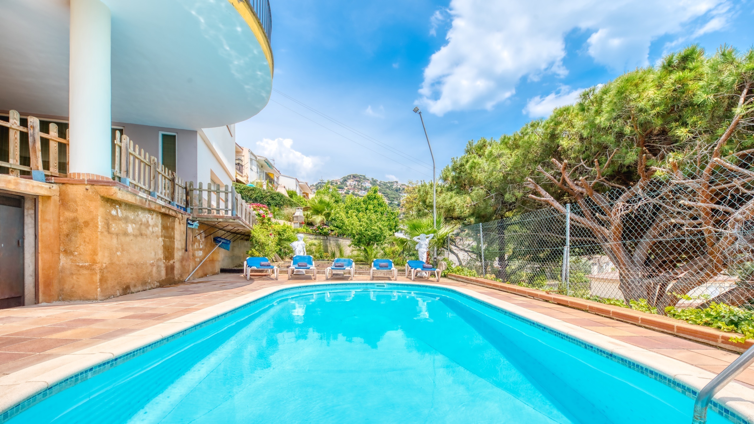 Holiday villa Costa Brava Spain - Villa Valentina - Swimming pool