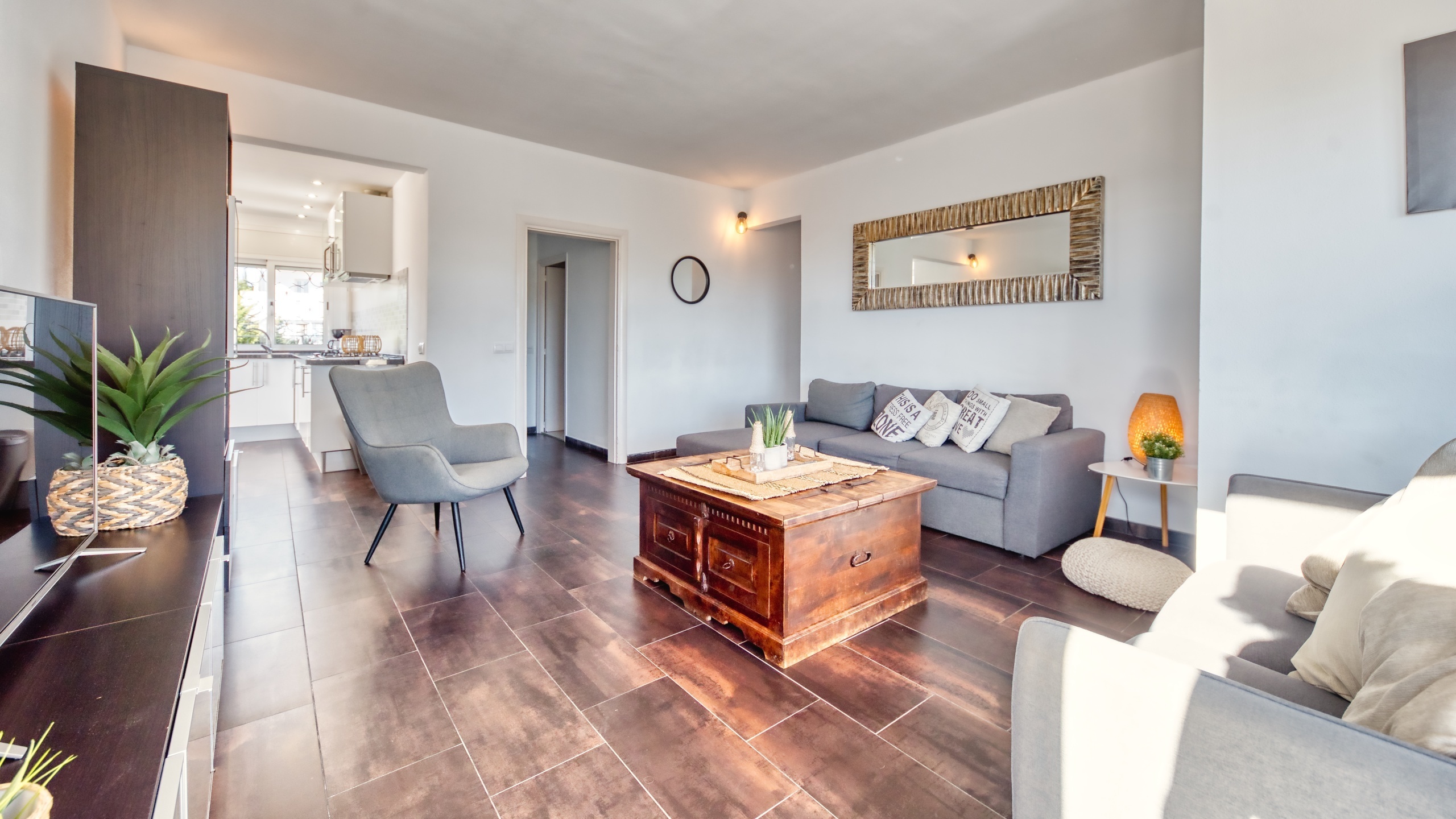 Holiday villas Costa Brava Spain - Villa Madonna - Living room