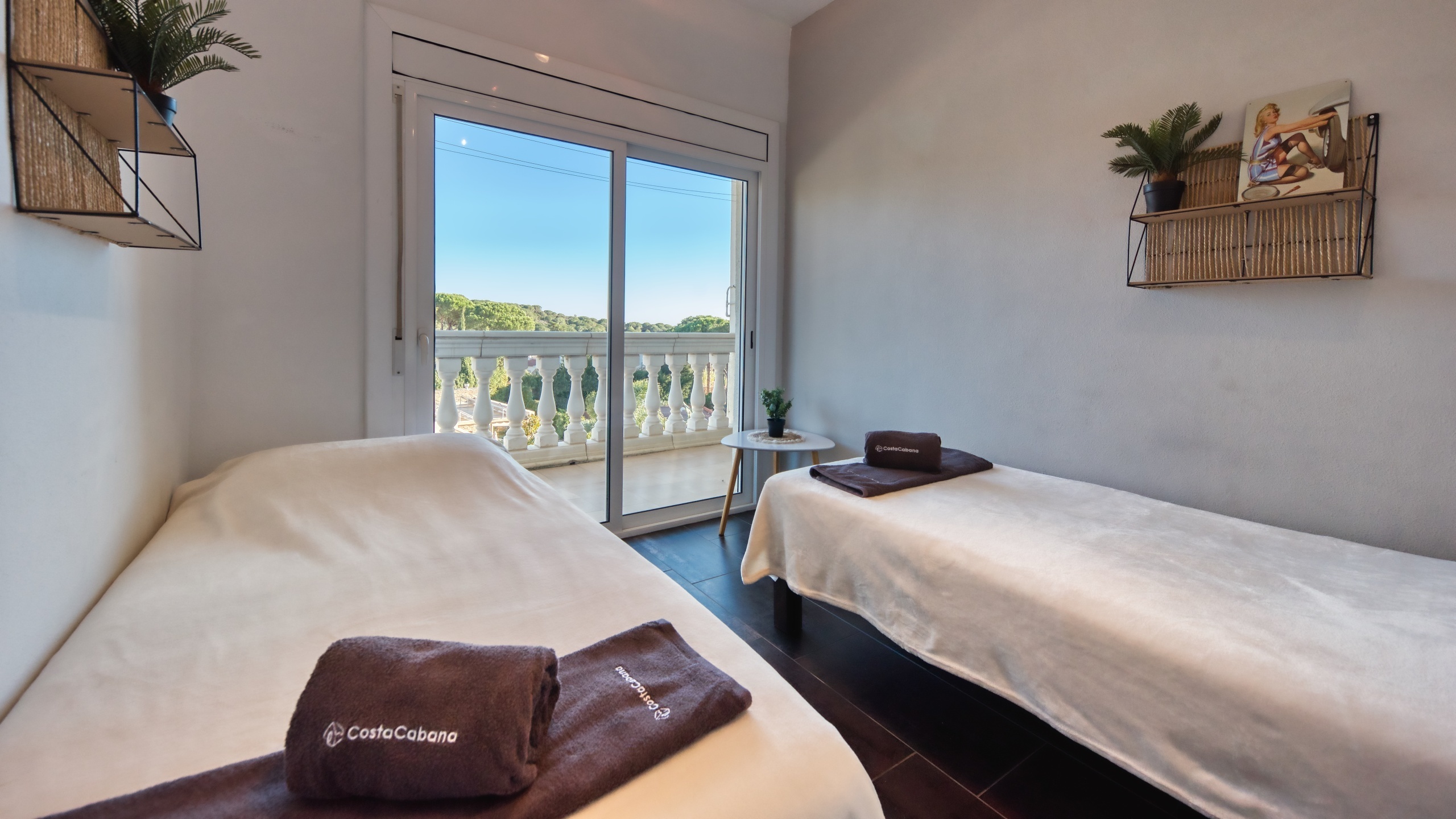 Holiday villas Costa Brava Spain - Villa Madonna - Bedroom