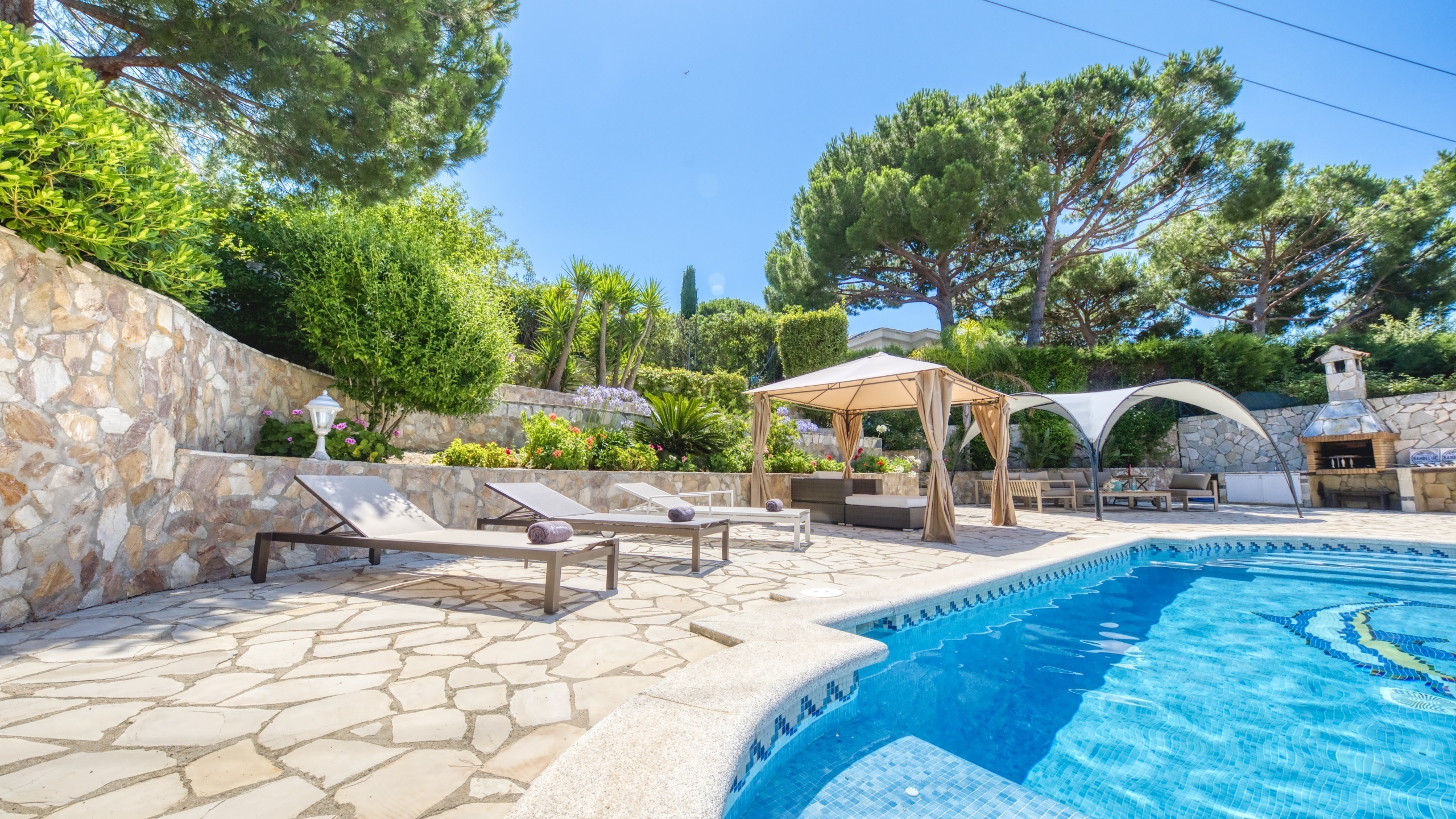 Holiday villa Costa Brava Spain - Villa Lorena - Swimming pool