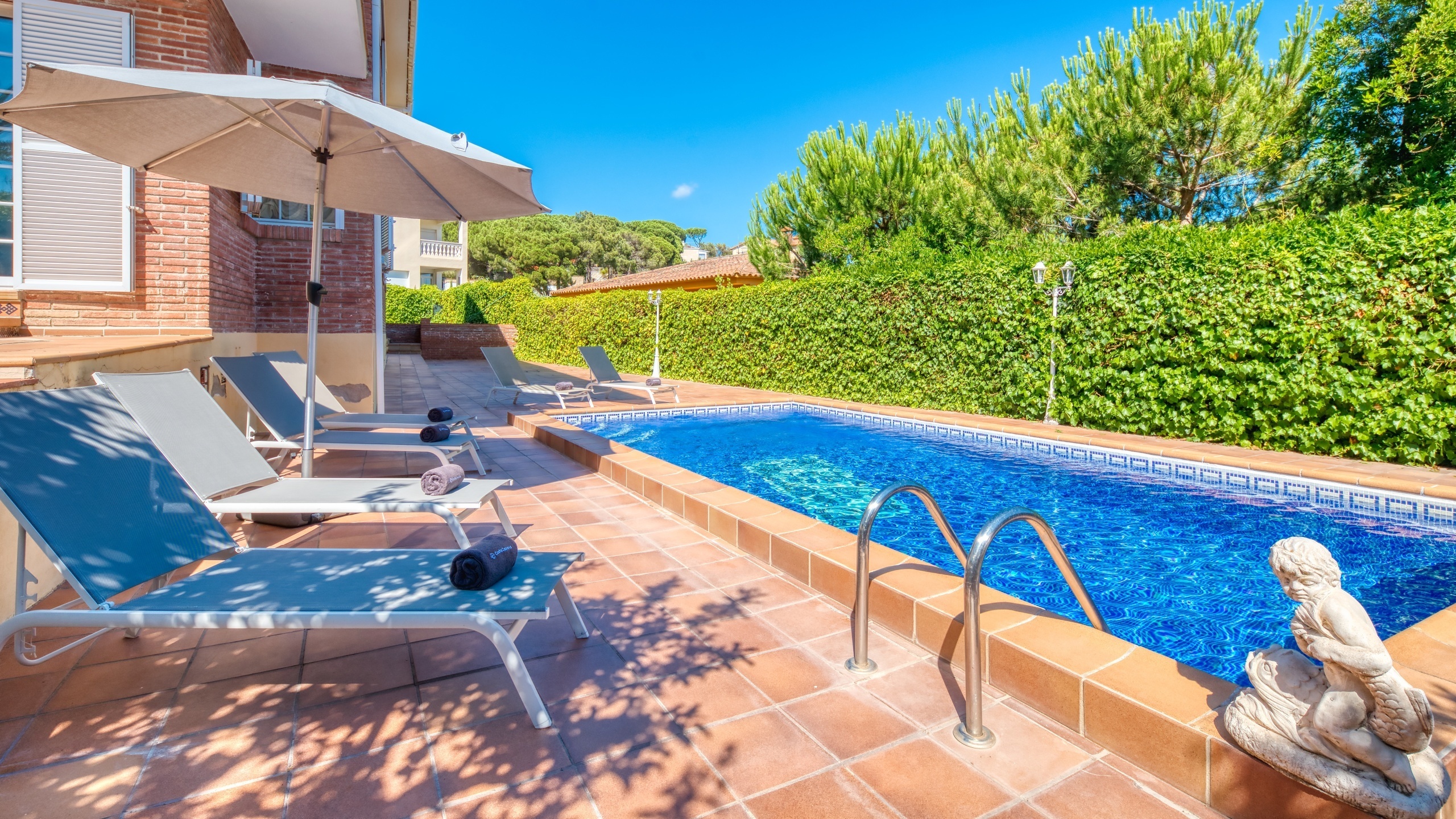Holiday villa Costa Brava Spain - Villa Beyonce - Swimming pool