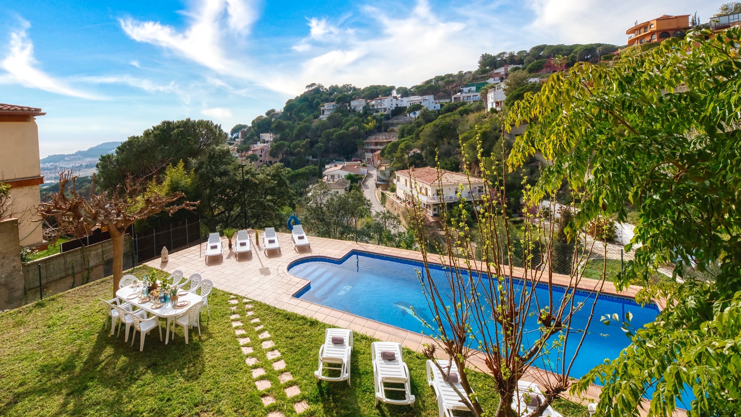 Holiday villas Costa Brava Spain - Villa Marysol - Villa outside