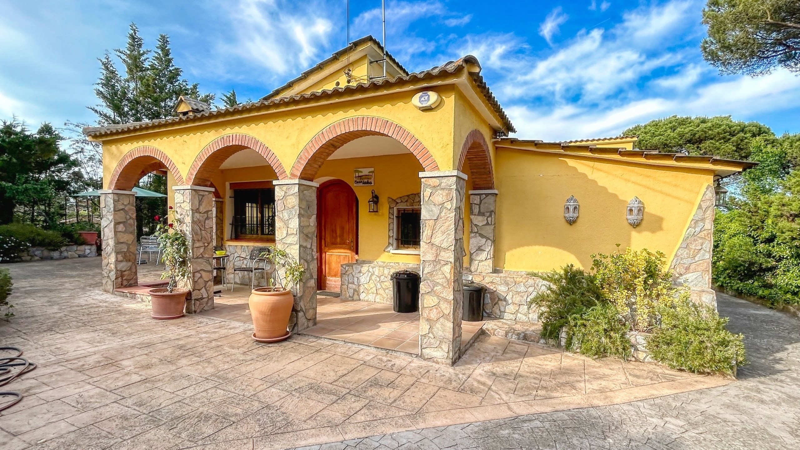 Holiday villa Costa Brava Spain - Villa Iako - Villa outside