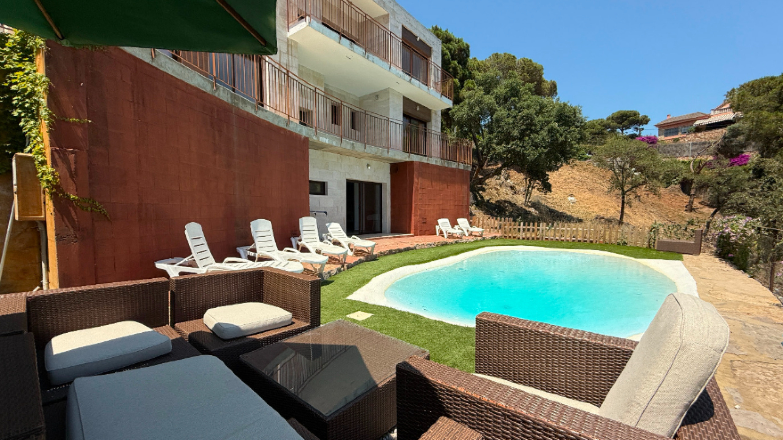 Holiday villa Costa Brava Spain - Villa Sunny Beach - Swimming pool
